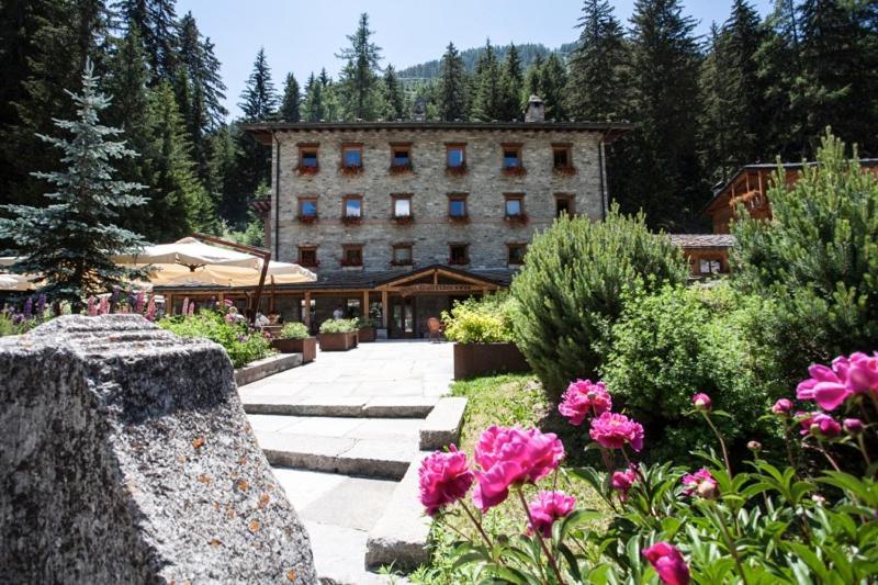 Chalet Eden Eco Hotel, Restaurant & Wellness La Thuile Esterno foto